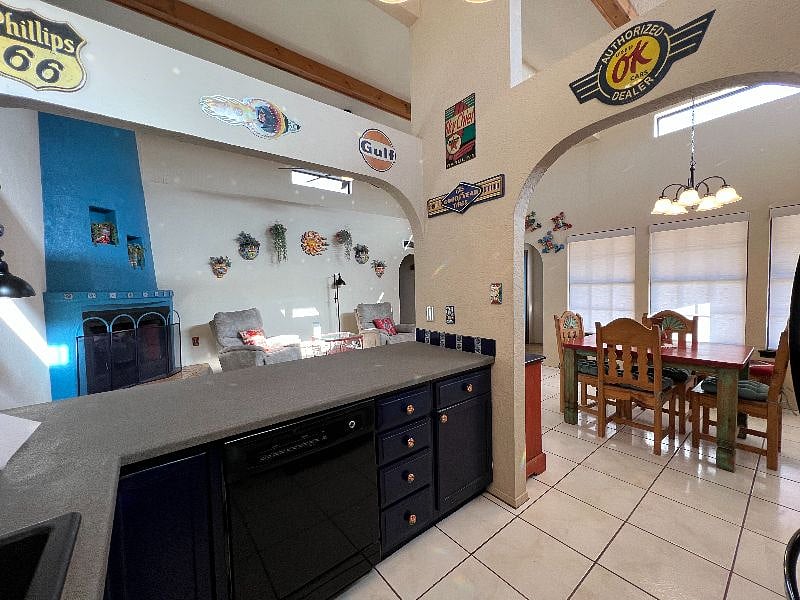 Furnished Finder property 544450_1 photo 12