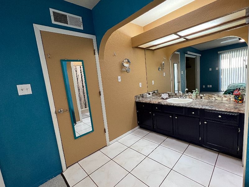Furnished Finder property 544450_1 photo 17