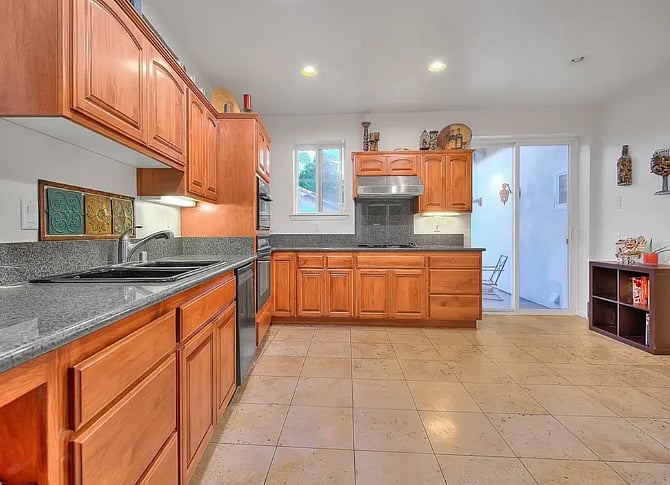 Furnished Finder property 544468_1 photo 4