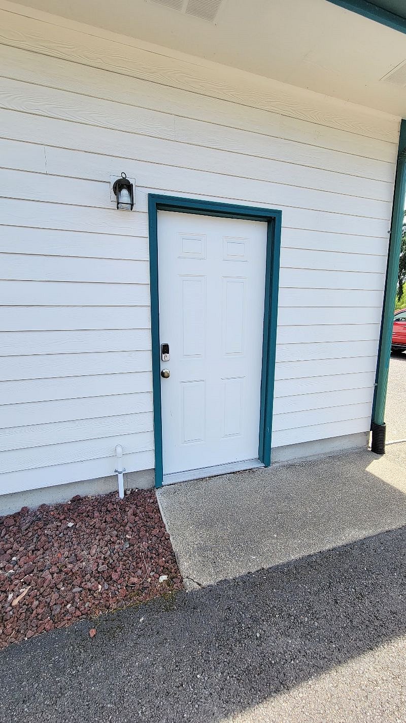 Private entrance through this Garage door.
