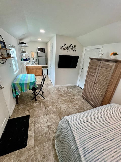 Furnished Finder property 544552_1 photo 3
