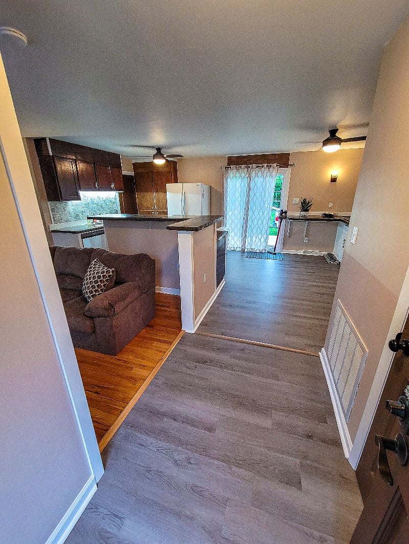 Furnished Finder property 544580_1 photo 3