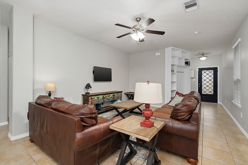 Furnished Finder property 544581_1 photo 3