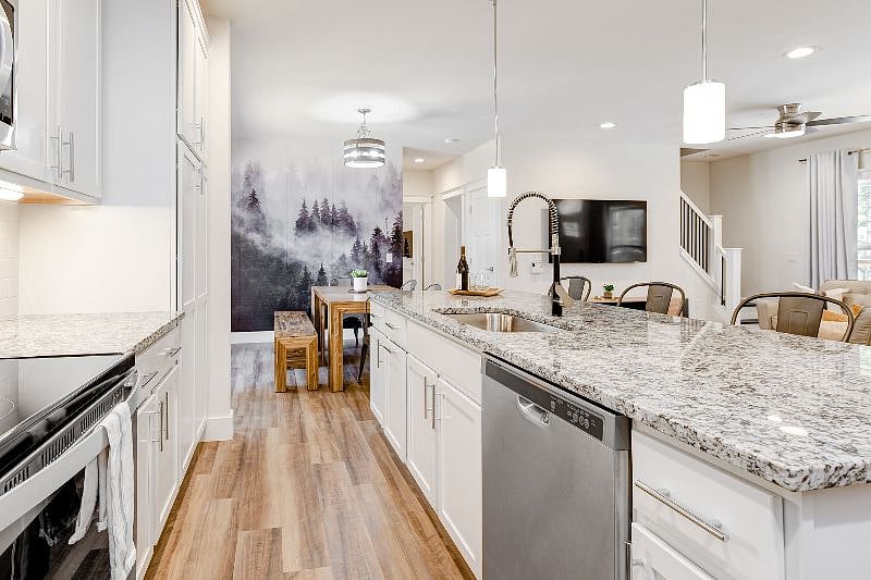 Furnished Finder property 544799_1 photo 13
