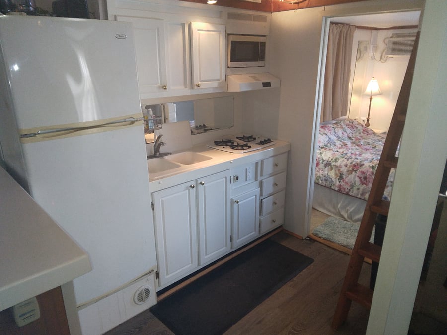Furnished Finder property 544875_3 photo 5