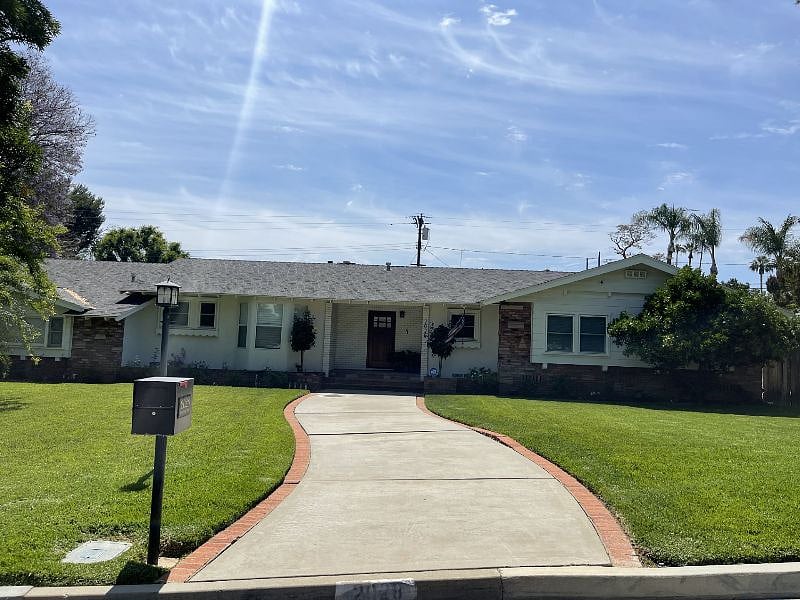 Furnished Finder property 544886_1 photo 3