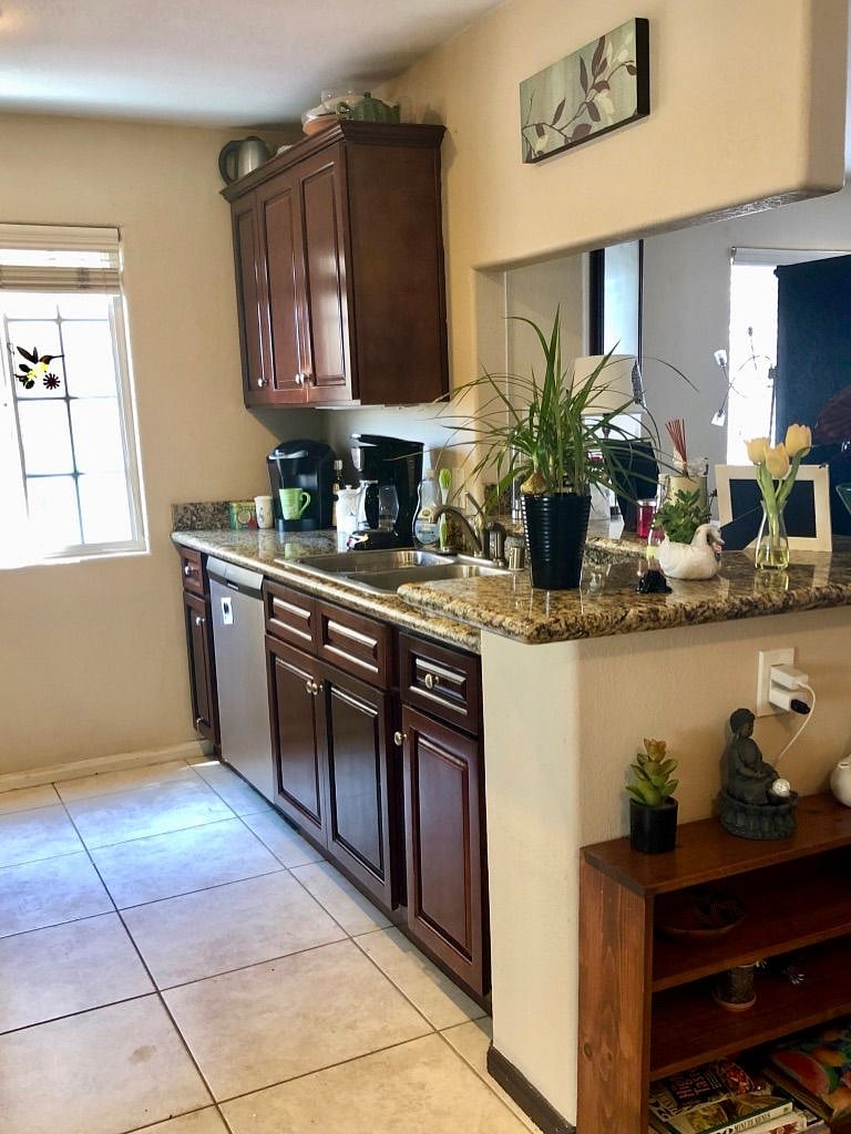 Furnished Finder property 545007_1 photo 7