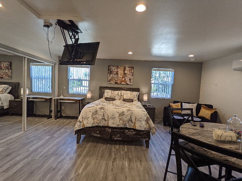 Furnished Finder property 545017_1 photo 13