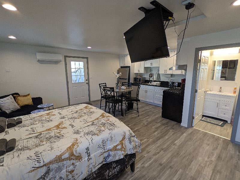 Furnished Finder property 545017_1 photo 14