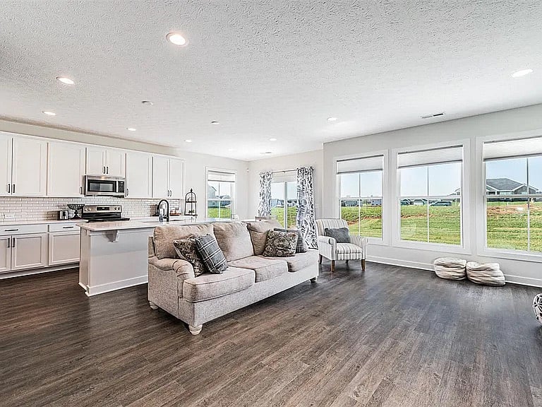 Furnished Finder property 545039_1 photo 4