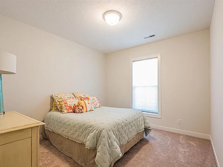 Furnished Finder property 545039_1 photo 5