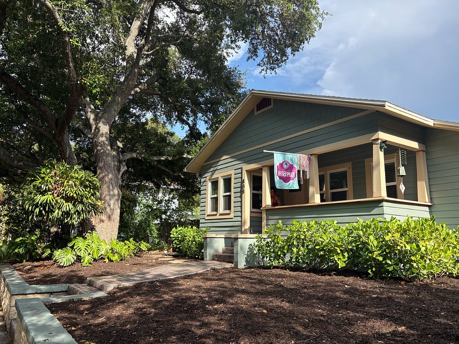 Fully renovated Craftsman in Roser Park