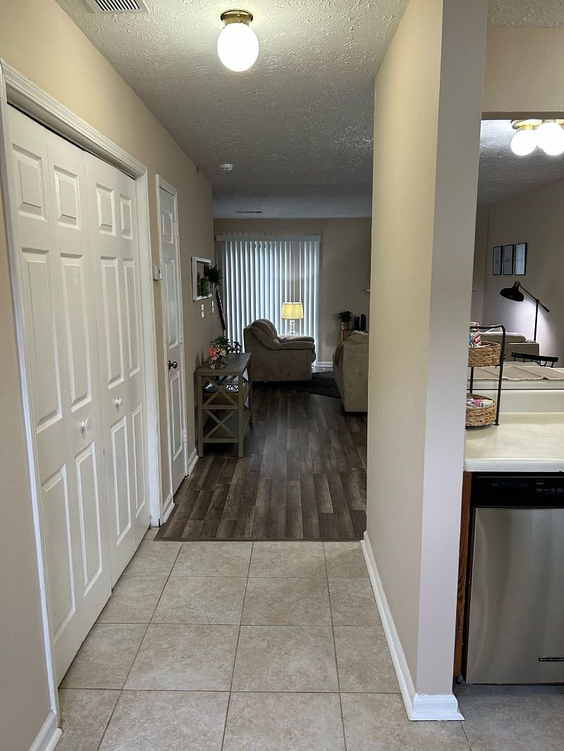 Furnished Finder property 545159_1 photo 17