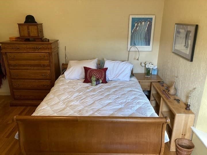 Master bedroom.