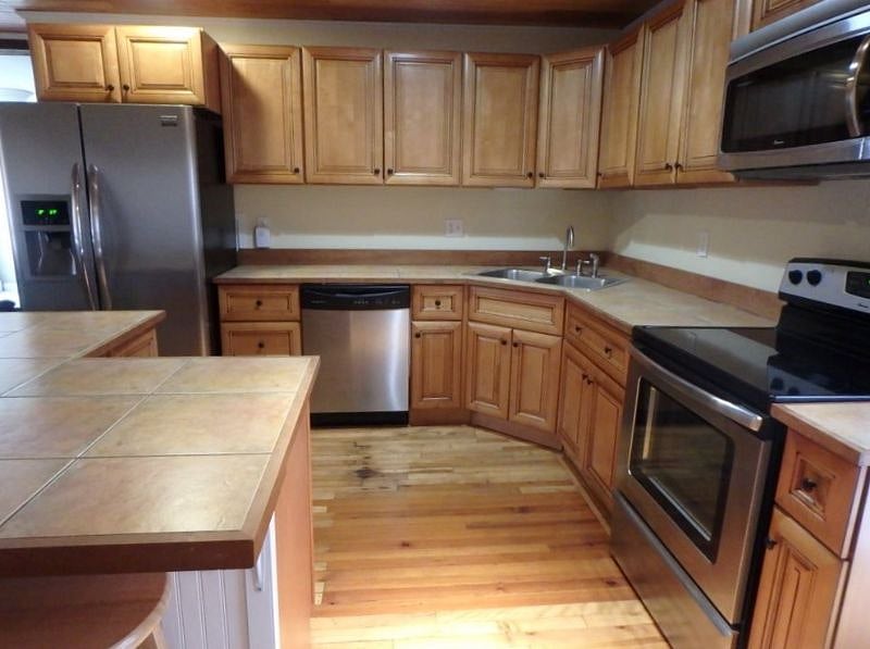 Furnished Finder property 545205_1 photo 8