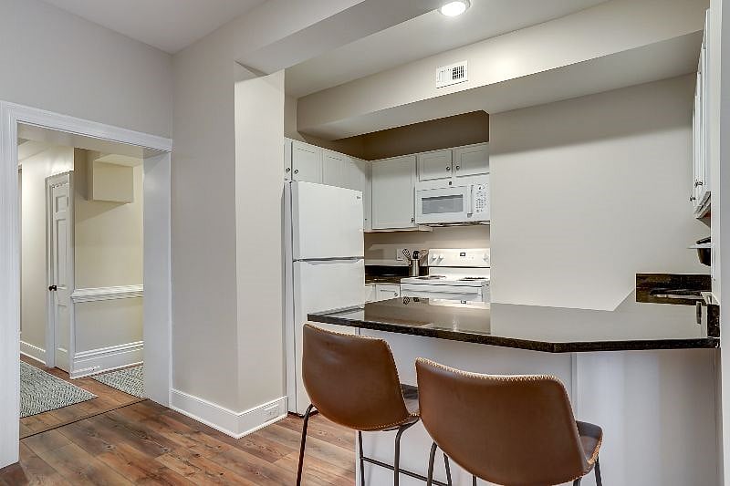 Furnished Finder property 545210_1 photo 6
