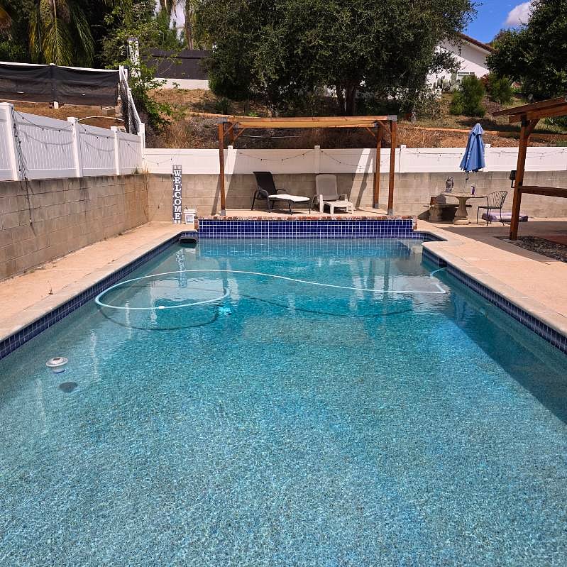 Furnished Finder property 545270_1 photo 14