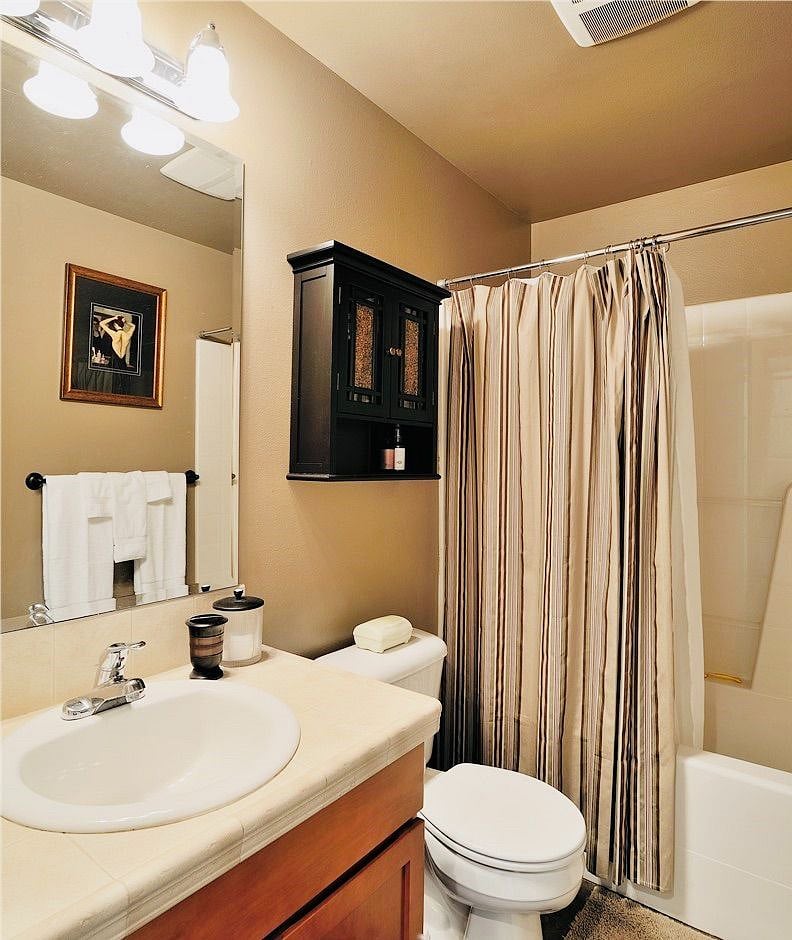 1st Floor Full Bath