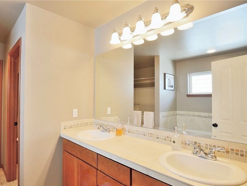 Master Bath-3rd Floor