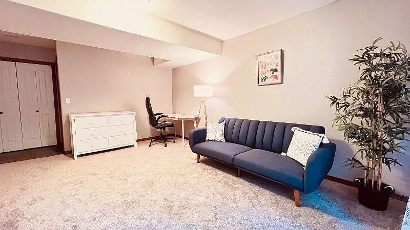 1st Floor Living