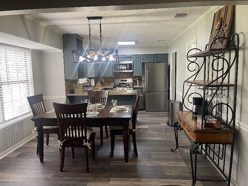 Furnished Finder property 545332_1 photo 3