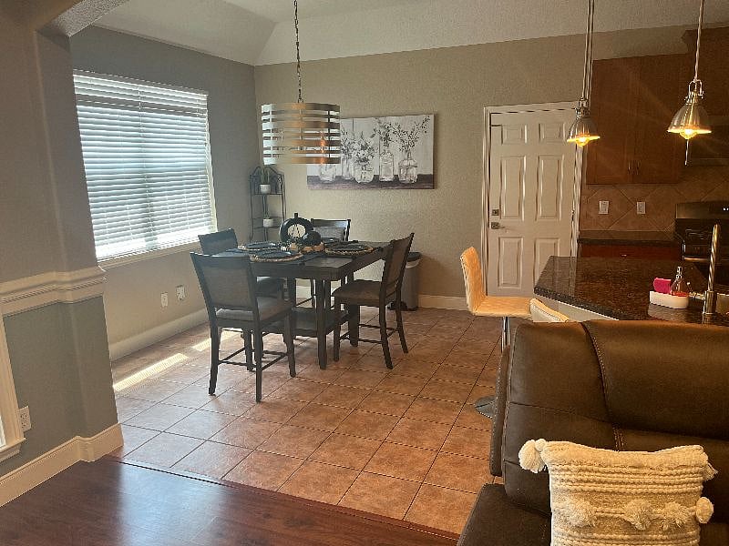 Furnished Finder property 545353_1 photo 7