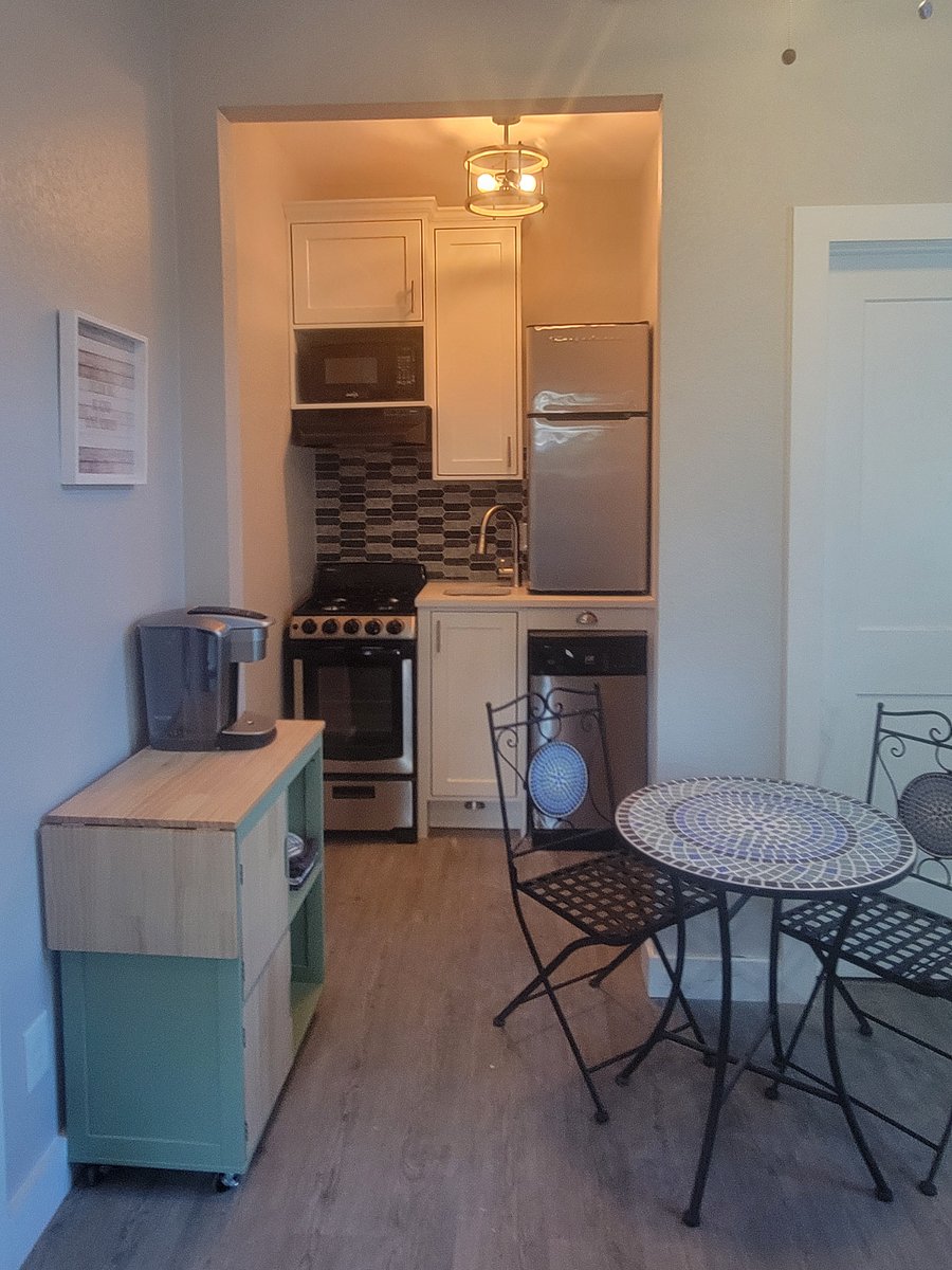 Furnished Finder property 545419_1 photo 3