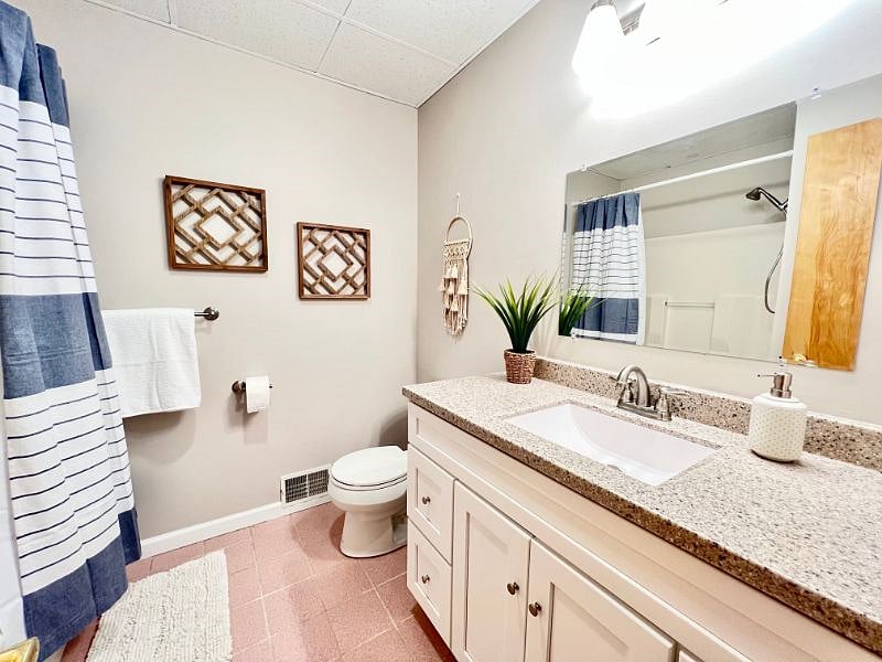 Furnished Finder property 545438_1 photo 15