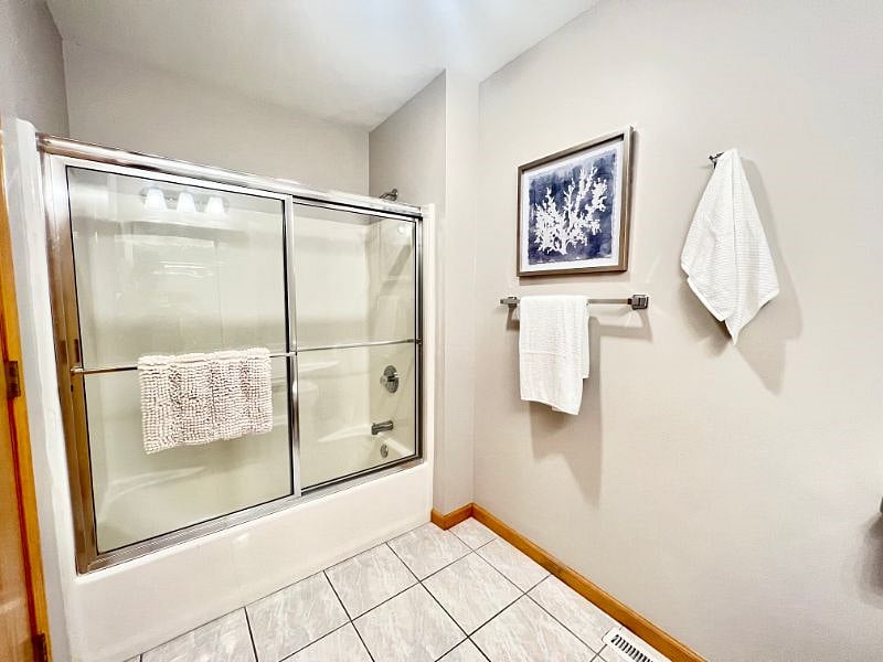 Furnished Finder property 545438_1 photo 21