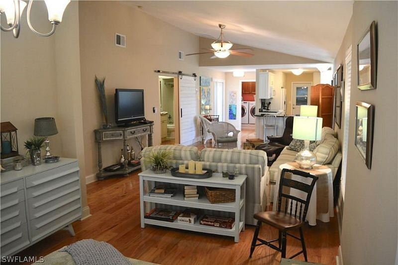Furnished Finder property 545461_1 photo 9