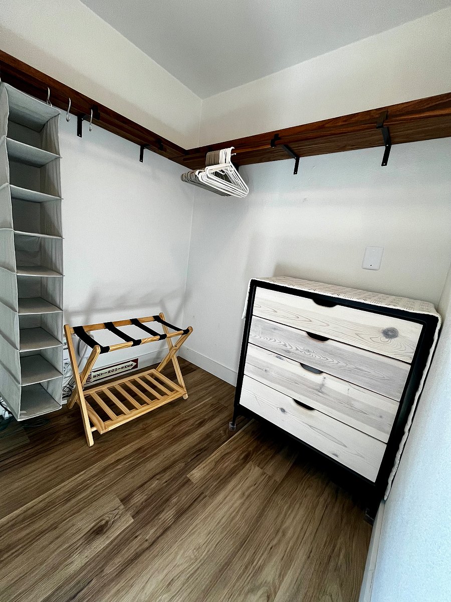 Spacious closet in bedroom 
