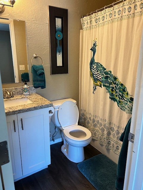 Master bath w shower/tub