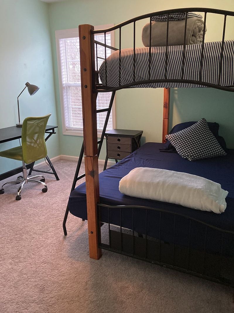 Green Bedroom-full and single beds with desk.