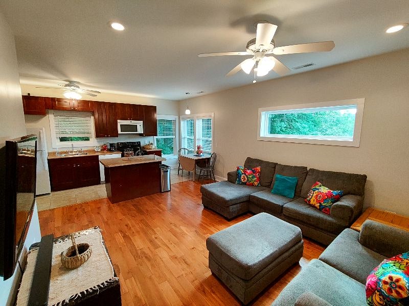 Furnished Finder property 545697_1 photo 8