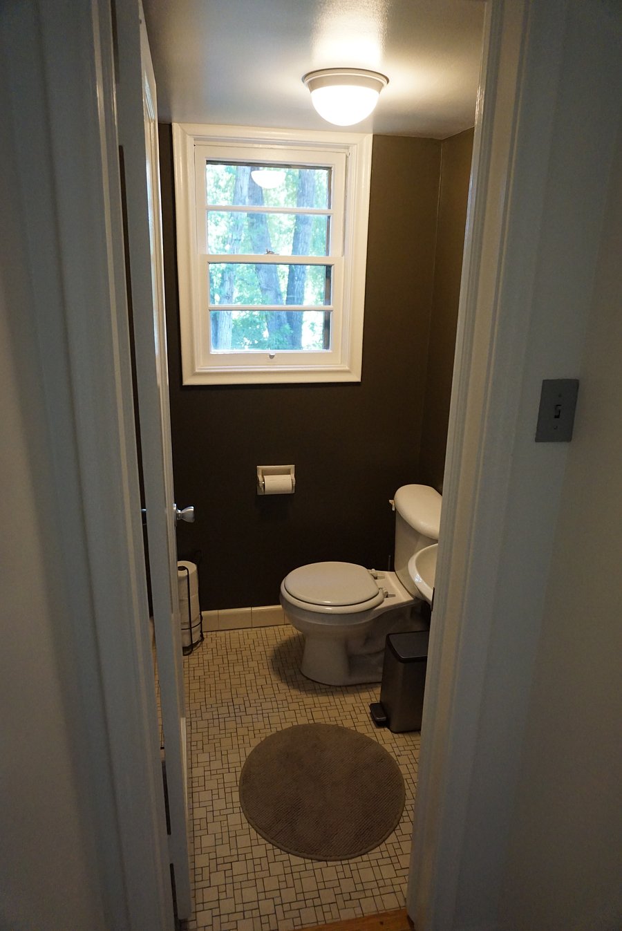 Main Level - 1/2 Bath