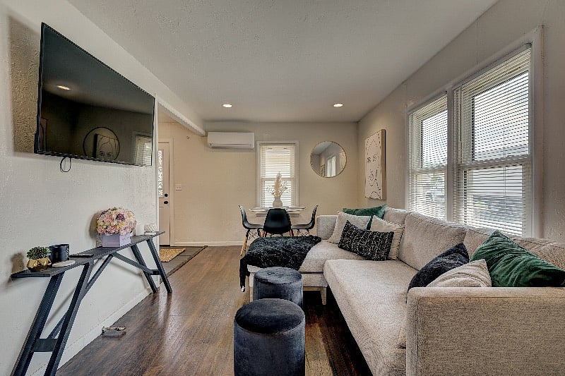 Furnished Finder property 545796_1 photo 13