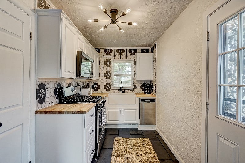 Furnished Finder property 545796_1 photo 17