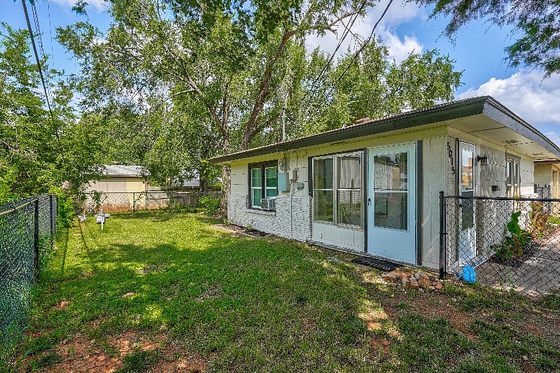 Furnished Finder property 545796_1 photo 32