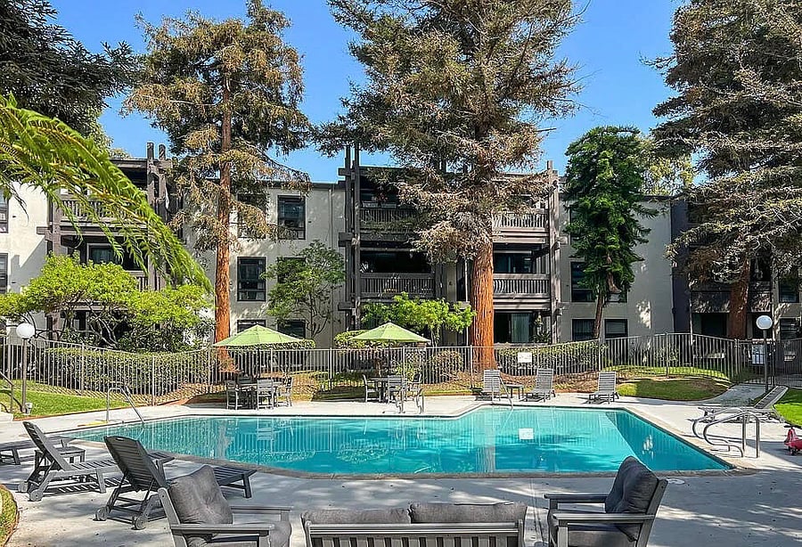 Furnished Finder property 545852_1 photo 18