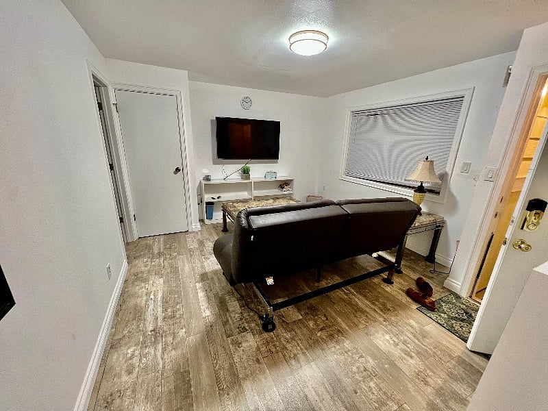 Another photo of Living room