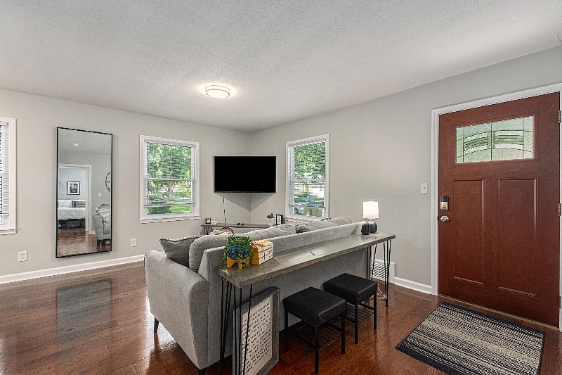 Furnished Finder property 545977_1 photo 3