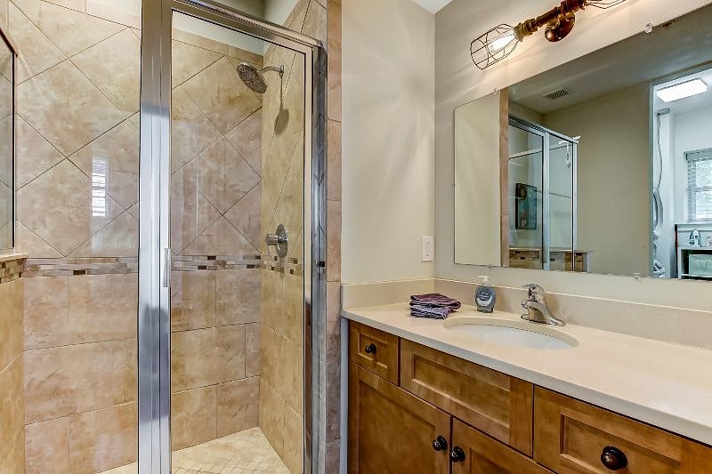 Furnished Finder property 545985_1 photo 11