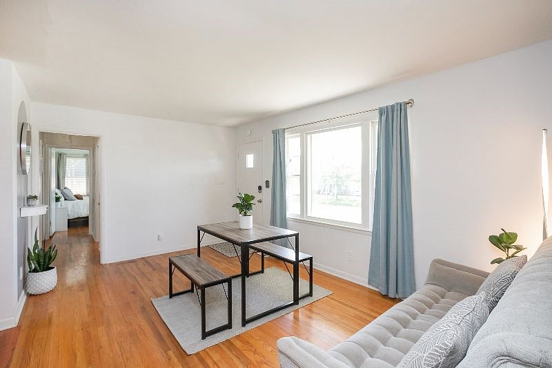 Furnished Finder property 545997_1 photo 10