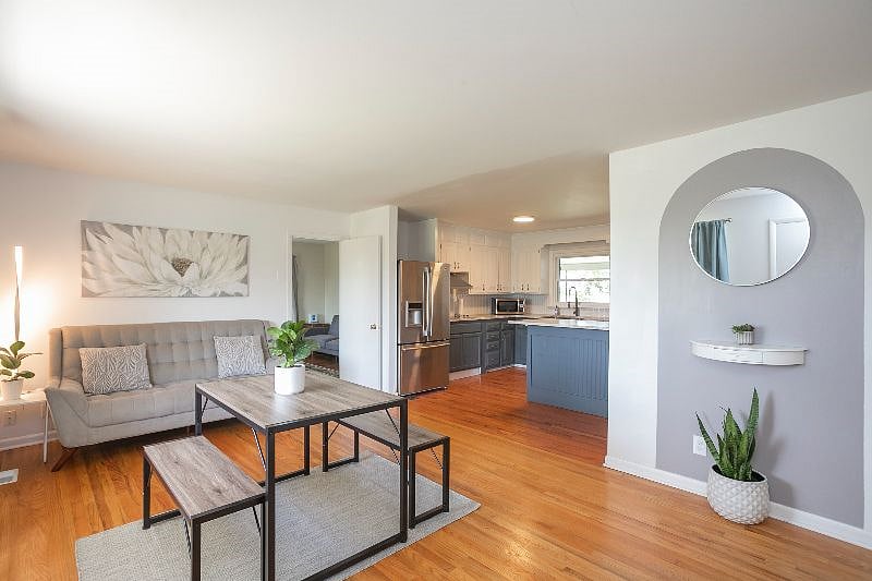 Furnished Finder property 545997_1 photo 9