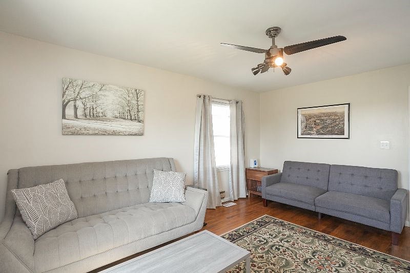 Furnished Finder property 545997_1 photo 3