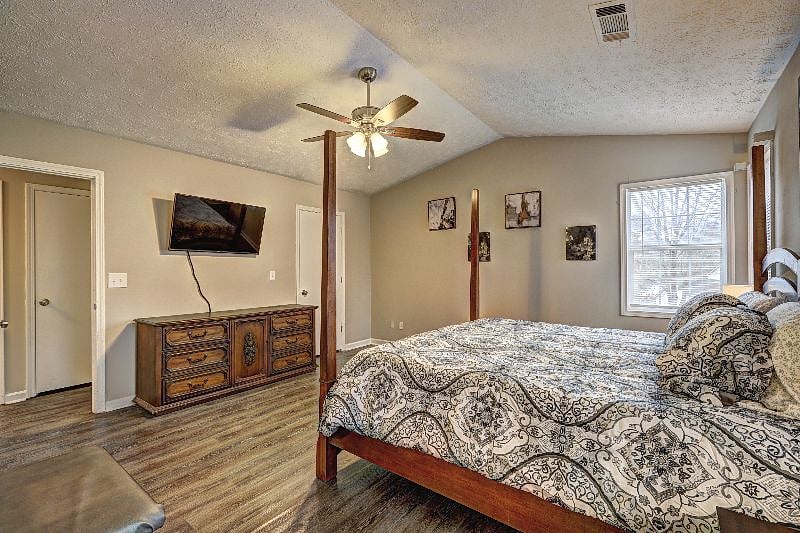 Furnished Finder property 546005_1 photo 8