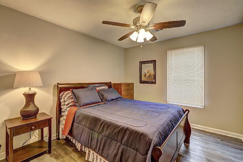 Furnished Finder property 546005_1 photo 11
