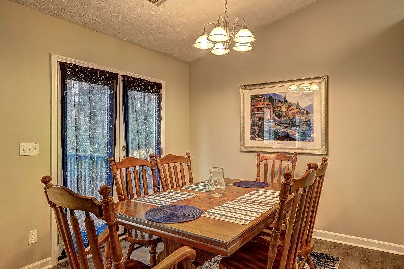 Furnished Finder property 546005_1 photo 12