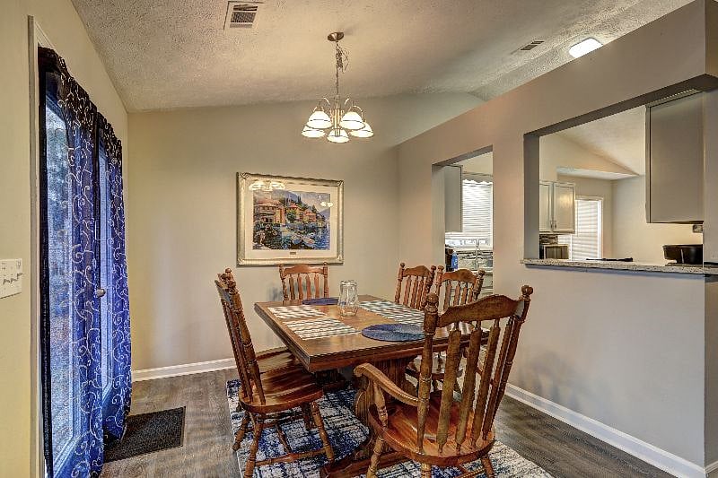 Furnished Finder property 546005_1 photo 14