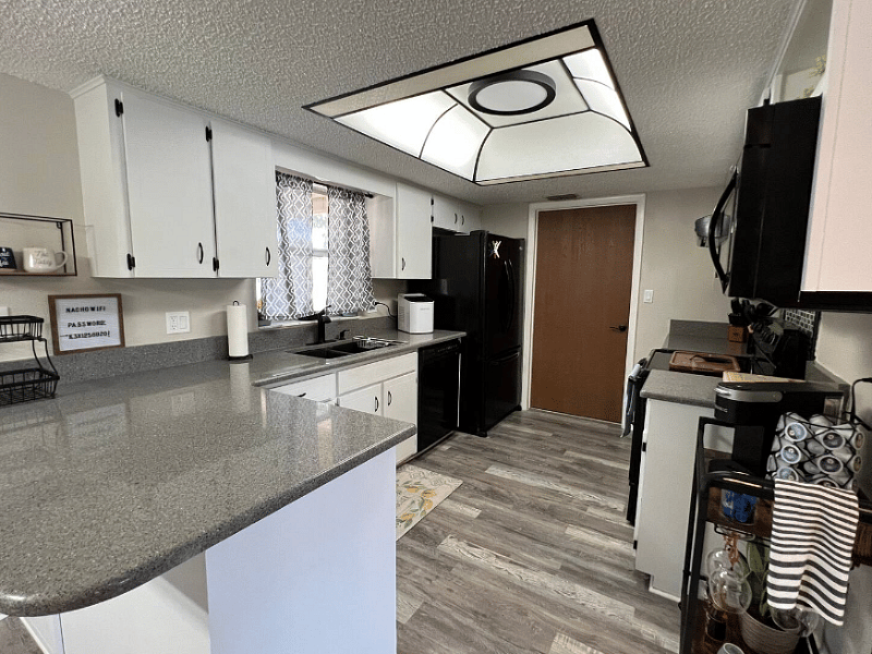 Furnished Finder property 546017_1 photo 12